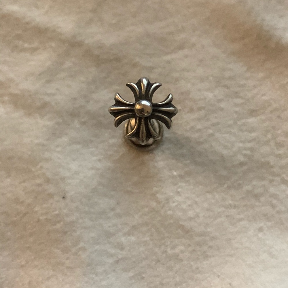 Authentic Chrome Hearts single  Earring